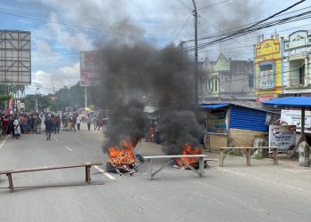 Bakar Ban di Jln Jend Sudirman Berhasil Diredam