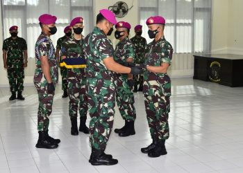Bumdes Klaben Terima Bantuan Mobil Angkutan