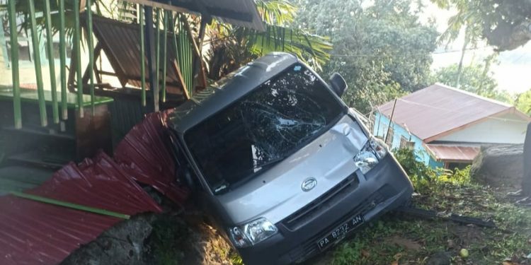 Sopir Ngantuk, Grand Max Tabrak Pejalan Kaki Hingga Tewas