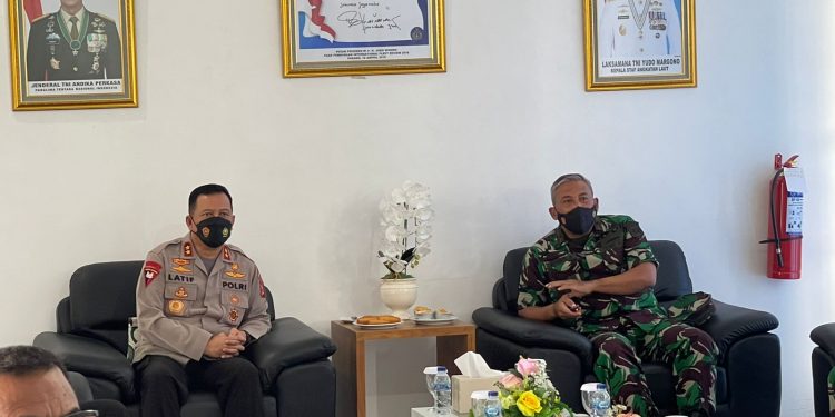Bumdes Klaben Terima Bantuan Mobil Angkutan