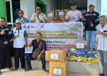 Bumdes Klaben Terima Bantuan Mobil Angkutan