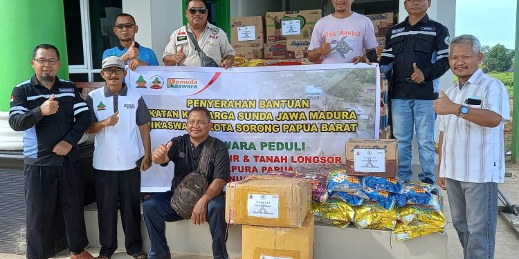 Bumdes Klaben Terima Bantuan Mobil Angkutan