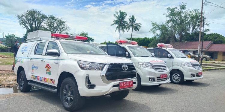 Tingkatkan Pelayanan, Wali Kota Serahkan Ambulance