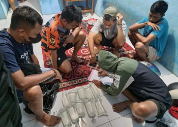 Sita Berbagai Jenis Miras Saat Razia