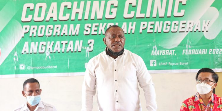 Puluhan Kepsek di Maybrat ikut Coaching Clinic