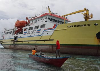 KM Sabuk Nusantara 96 Kandas dekat Kampung Rutum