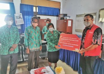 Telkomsel Serahkan CSR Platform Digital Library KIPIN