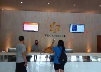 Malam Ini, Vega Hotel Full
