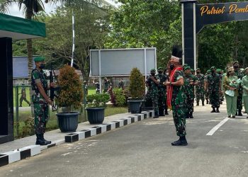 Pangdam ‘Disambut’ Aksi Saling Serang TNI-Separatis