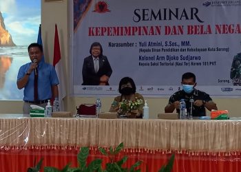Anggota Berprestasi Terima Reward