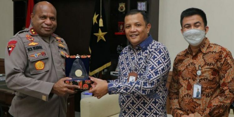 Polda Papua Dukung Implementasi JKN-KIS Rekrut Anggota Khusus Nakes