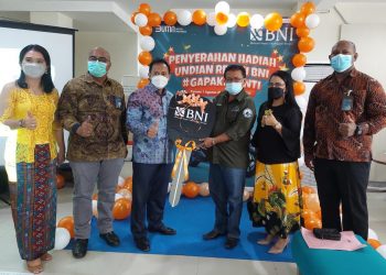 BNI Serahkan Hadiah Kendaraan untuk Pemenang Undian