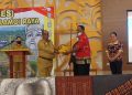 Dukung Mubes Suku Moi, Sumbang ‘Noken’ Rp 100 Juta