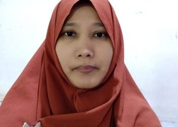 Perempuan Mulia dengan Islam