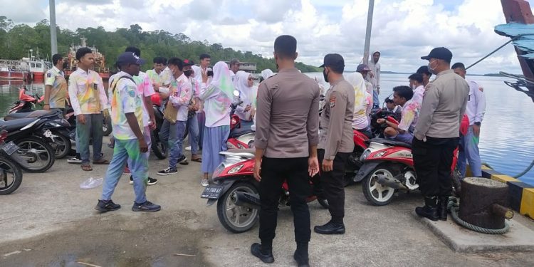 ‘Pesta’ Kelulusan Dibubarkan Polisi