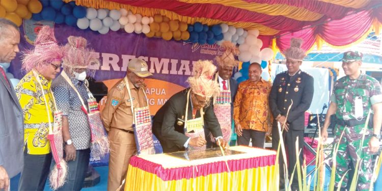 Bank Papua Resmikan Kantor Cabang di Maybrat
