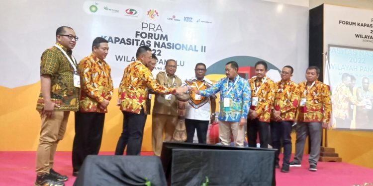 Gubernur Minta Perusahaan Migas Berdayakan Tenaga Kerja OAP