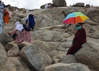 Naik Jabal Rahmah Tidak Puas Lewat Tangga