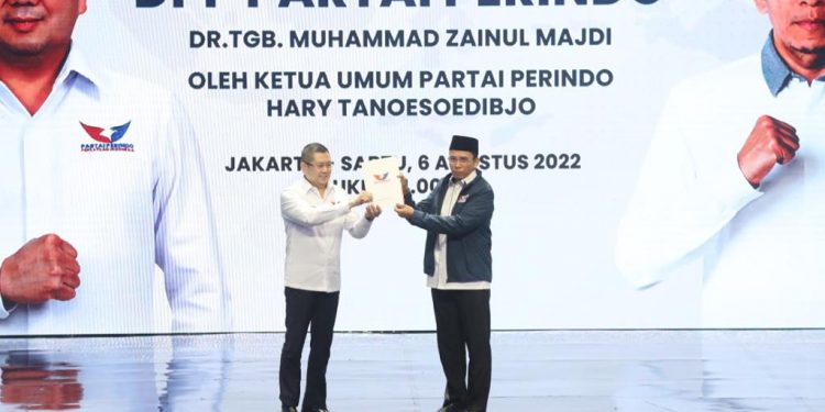 SAH, TGB Jadi Ketua Harian Nasional Partai Perindo