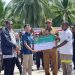 HUT RI ke-77, Gubernur PB dan Bupati Raja Ampat Serahkan Kartu JKN di Pulau Terluar Indonesia