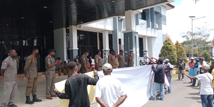 Penjabat Bupati Harus Orang Moi