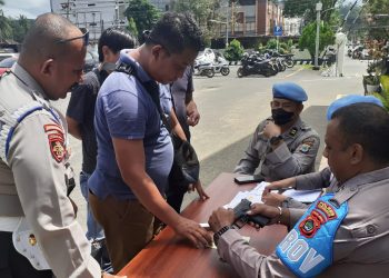 Cegah Penyalahgunaan, 94  Personel Polres Sorong Kota Pemegang Senpi Diperiksa