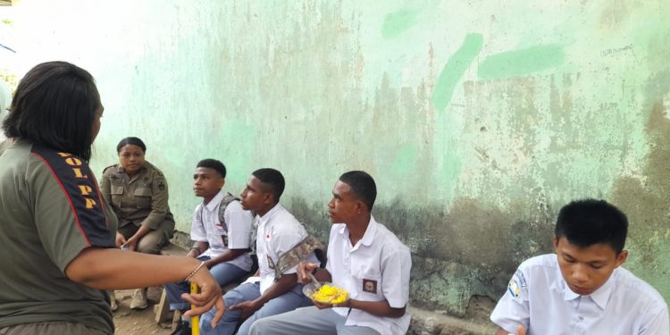 Satpol PP Tertibkan Belasan Pelajar