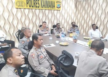 Kapolda Papua Barat Instruksikan Tindak Tegas Penimbun BBM dan Judi