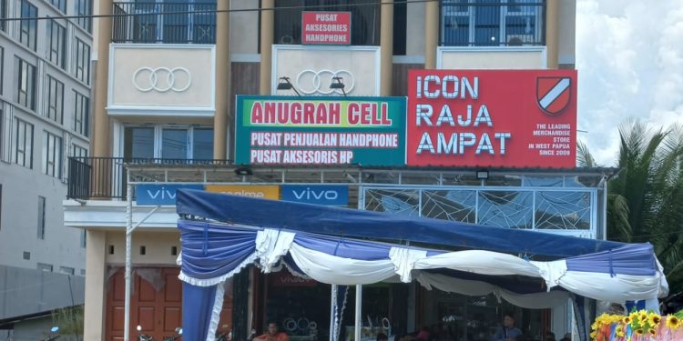 Icon Raja Ampat Buka Cabang di Depan Bandara DEO