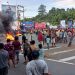 Keluarga Korban Pencabulan Blokade Jalan