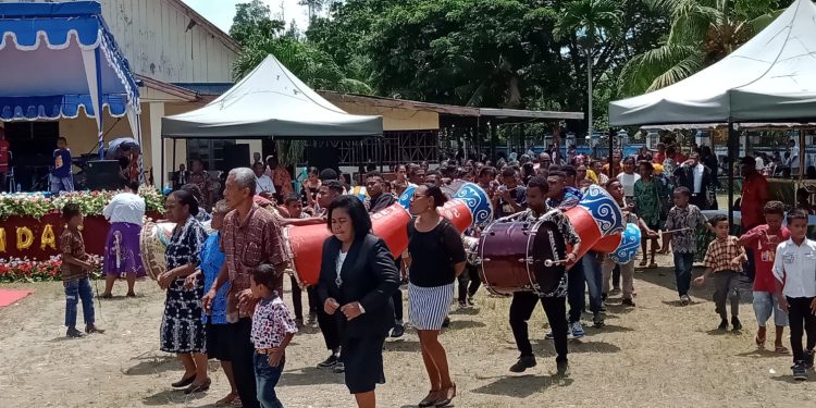 Suling Tambur Meriahkan HUT GKI