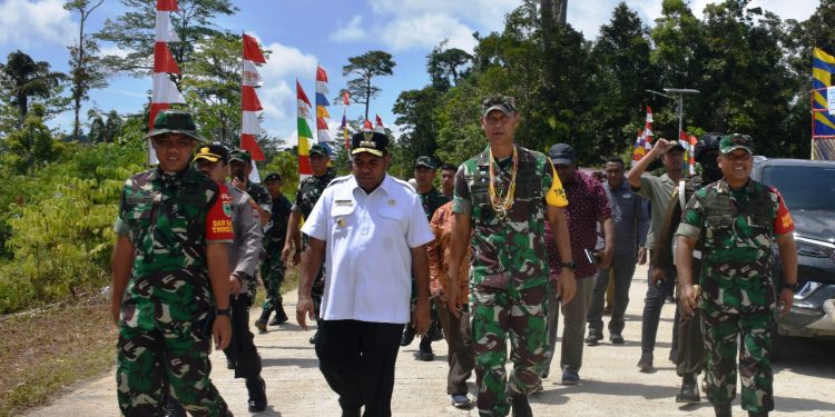 Aster Kasad Lakukan Pengawasan TMMD di Tambrauw