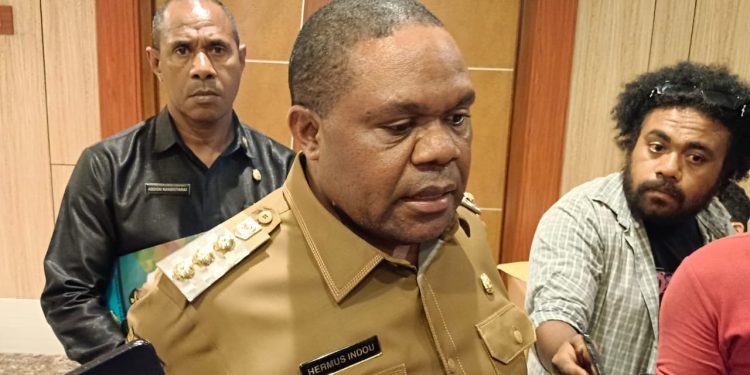 Bupati Manokwari Minta Pendataan Regsosek 100 Persen