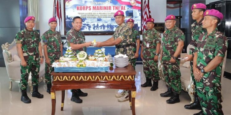 HUT ke-77, Marinir Dukung Indonesia Bangkit