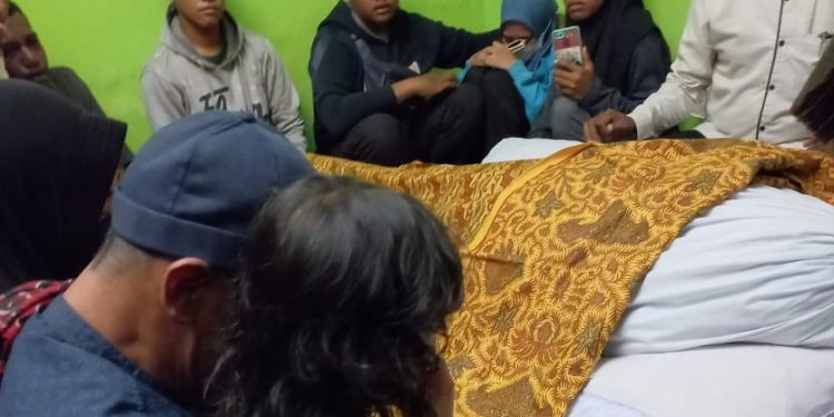 Pagi Ini, Jenasah Alm Baesara Wael Dimakamkan di TPU Km 10