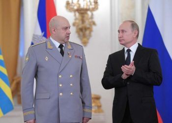 Pasukan Rusia Mundur dari Kherson, Jenderal ‘Armageddon’ Dihujat!