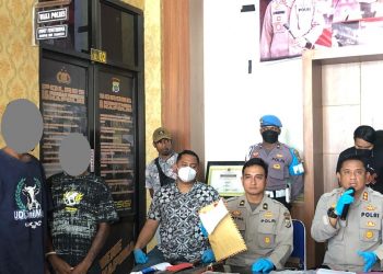 Dipergoki Bercumbu dengan Pacar, Gadis Belia Digilir 3 Pria