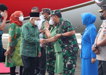 Pangkoarmada III Sambut Kedatangan Wakil Presiden