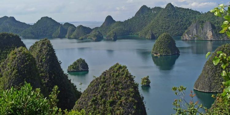 Raja Ampat Masuk Daftar 6 Must Visit Location Versi Lonely Planet
