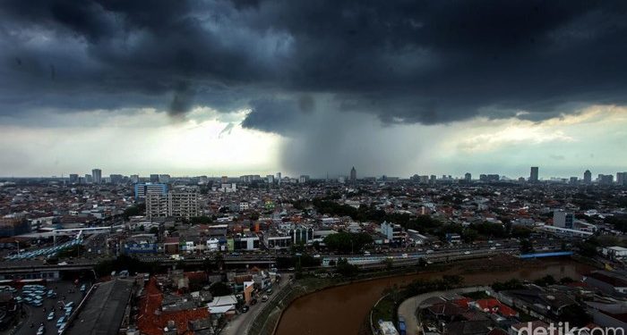 BMKG Prediksi Hujan Ekstrem hingga Awal Januari