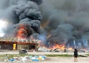 3 Orang Ditetapkan Tersangka Pembakaran 50 Kios