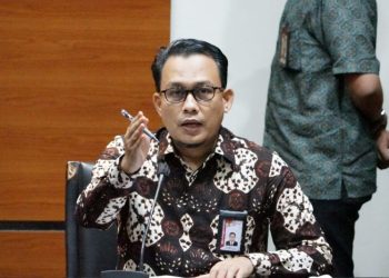 KPK Tetapkan Bupati Mamberamo Tengah Tersangka TPPU