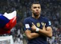Mbappe Bisa Lampaui Messi dan Ronaldo