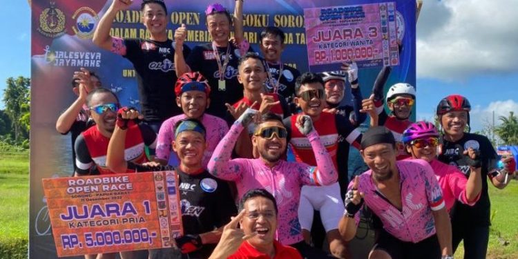 Peserta Asal Nabire Borong Juara Road Bike Race