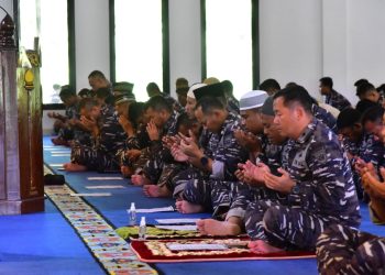 Jelang Pergantian Tahun, Prajurit Koarmada III Doa Bersama