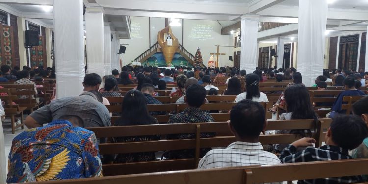 Jemaat Membludak, Ibadah Natal GKI Maranatha Dilaksanakan 3 Sesi