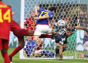 Samurai Biru Juara Grup!