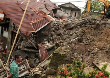 Banjir Bandang Manado, 5 Orang Tewas
