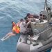 KRI Albakora-867 Evakuasi Korban Speedboat Tenggelam