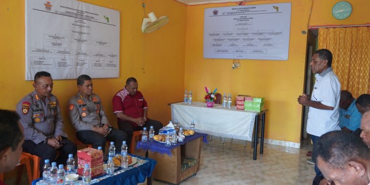 Jumat Curhat, Kepala Suku Doreri Minta Penambahan Pos Polisi di Titik Rawan